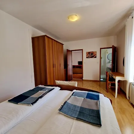 Aleksandar Apartment *